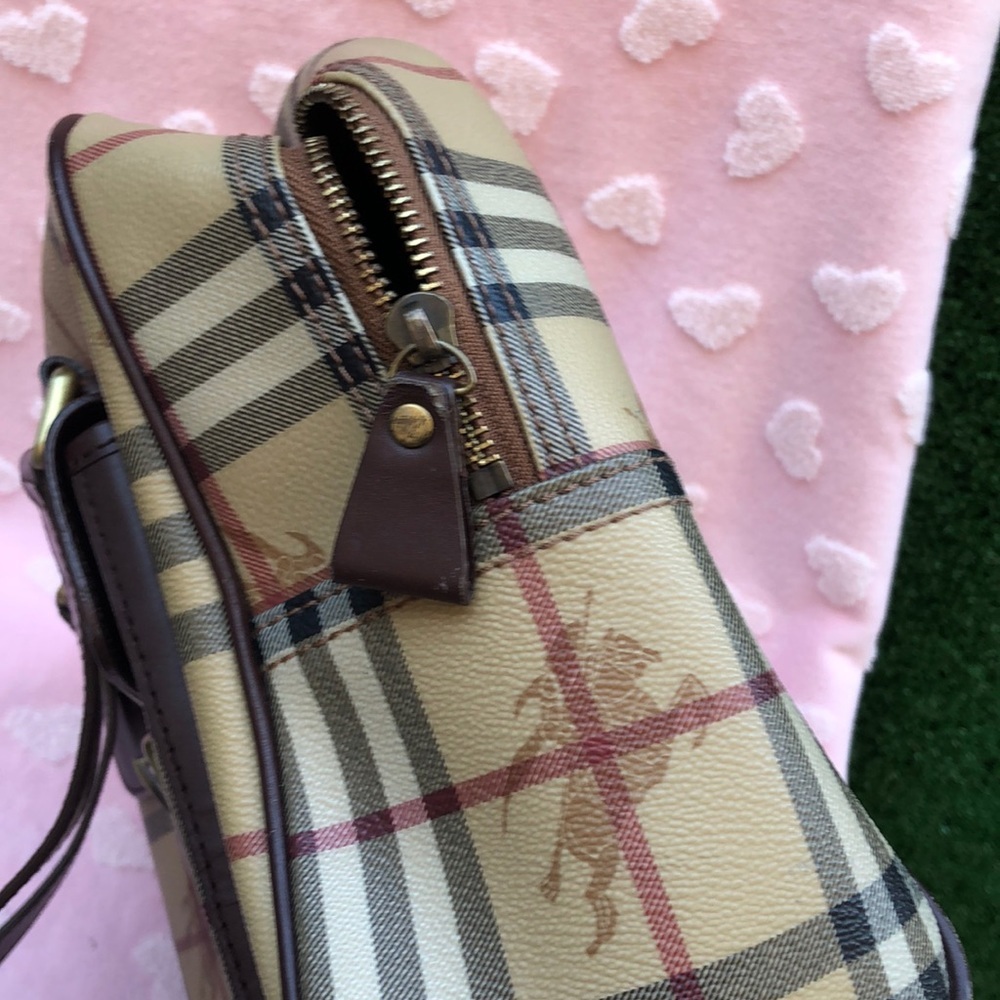 Burberry Bag - Picture 14 of 14